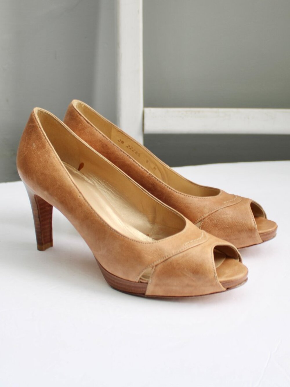 Stuart Weitzman Overit Brown Tan Adobe Vecchio Nappa Heels Peep Toe Pumps Size 8